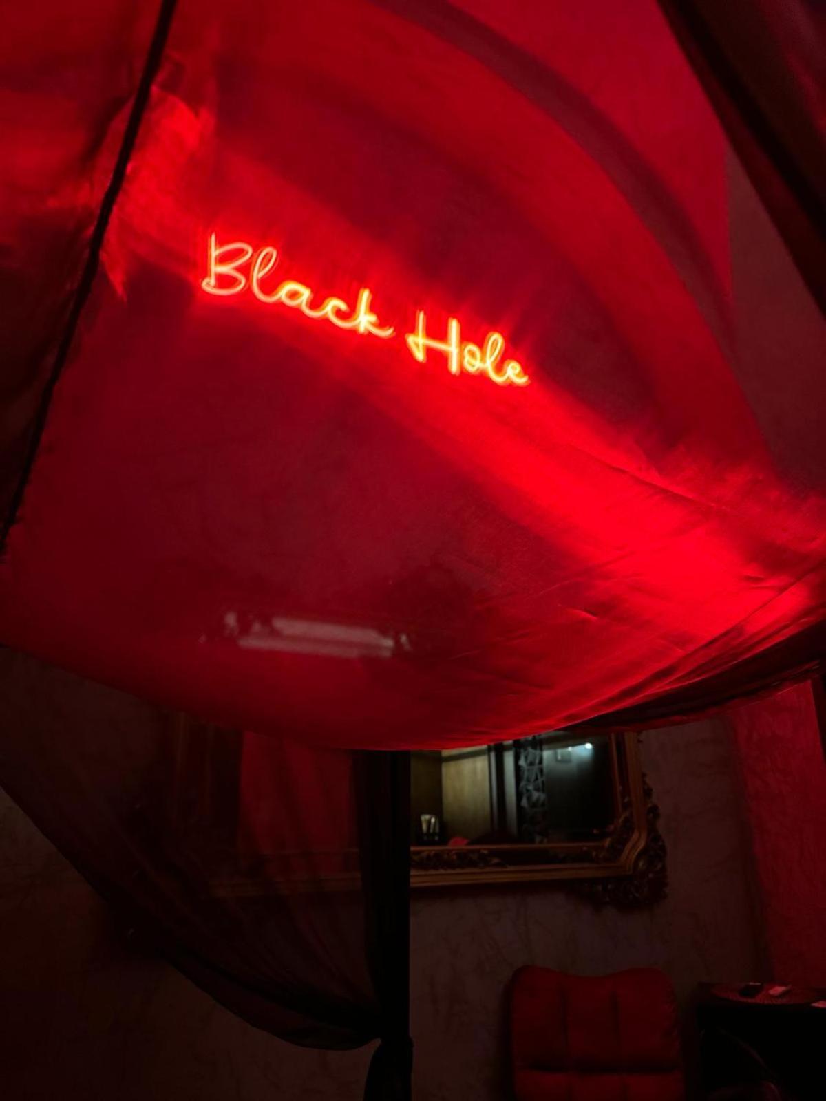 Black Hole Rooms Catane Extérieur photo