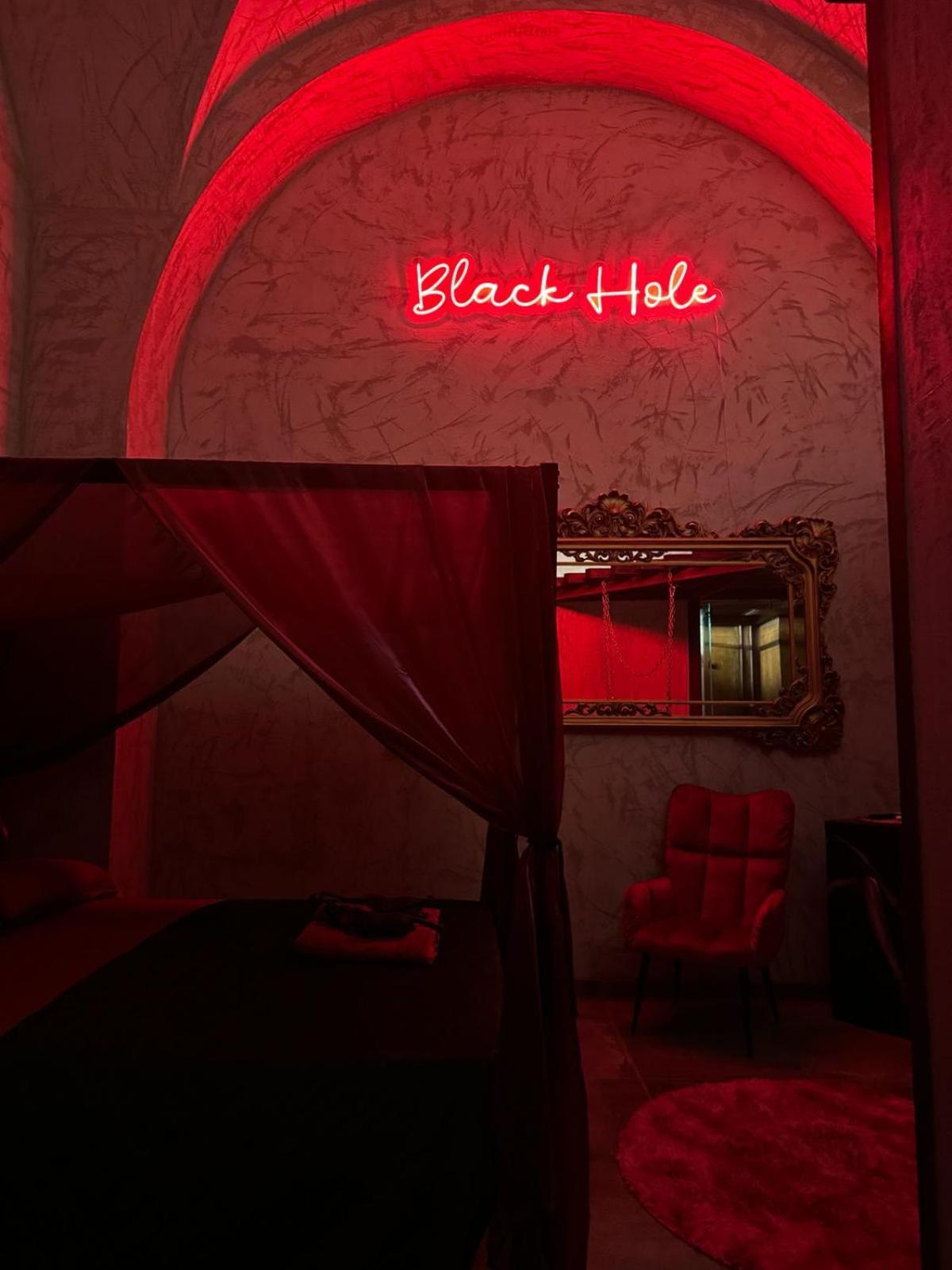 Black Hole Rooms Catane Extérieur photo